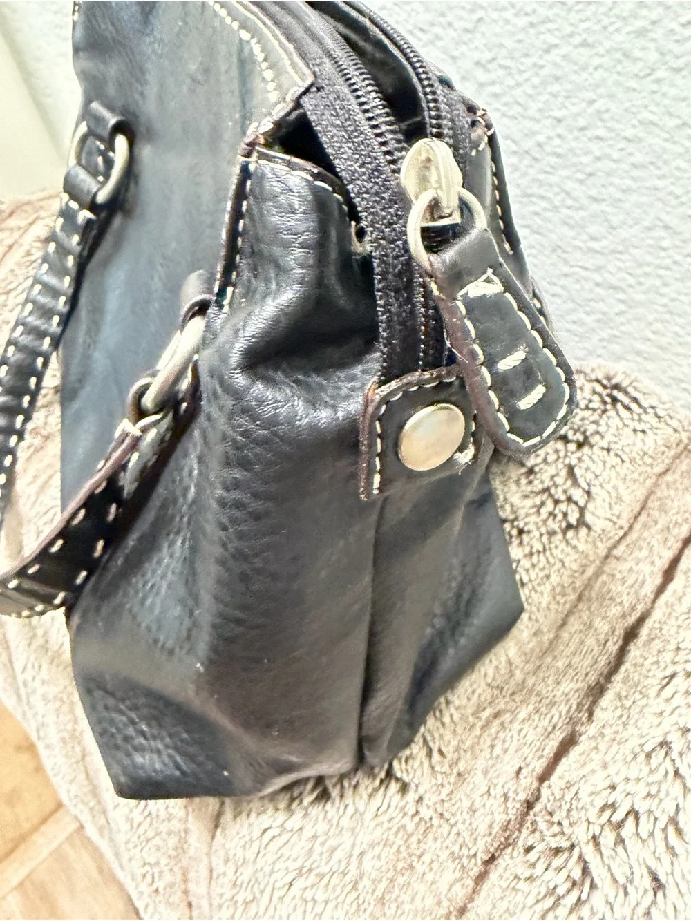 Relic Y2K  Black Pebbled Leather Satchel with Contrast Stitching
